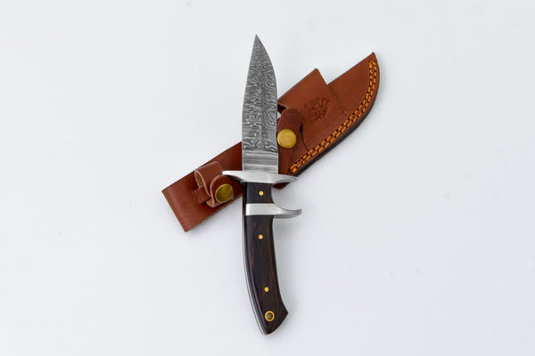 Double Hilt Wangi Wood Damascus Knife
