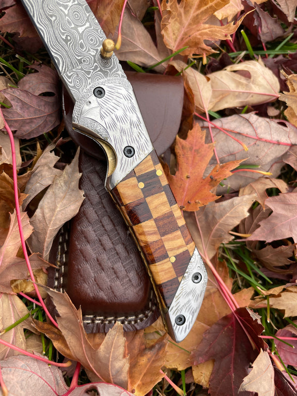 Damascus Steel Eagle Engraved Checkered Pocket Knife TF-086